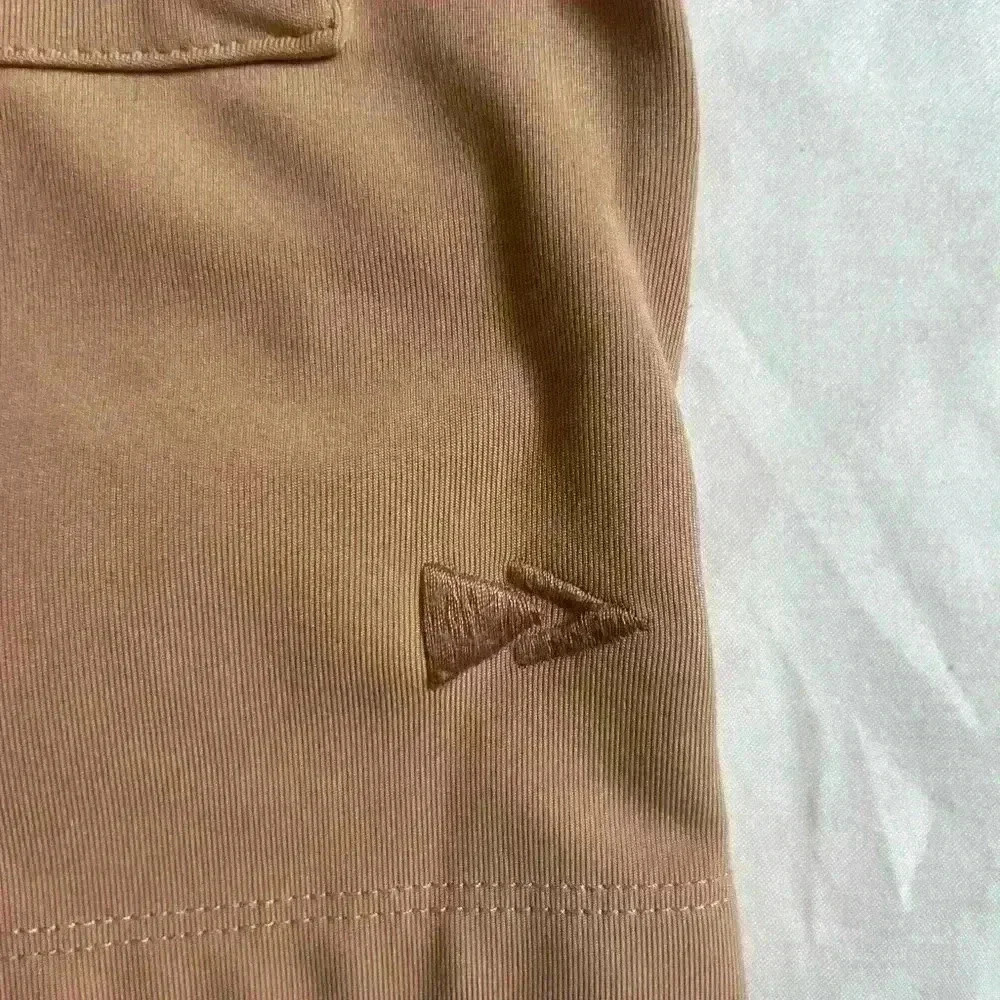River Island RI Active Rihanna Girls Size 5-6 Two Piece Skirt Set Tan - Picture 3 of 5